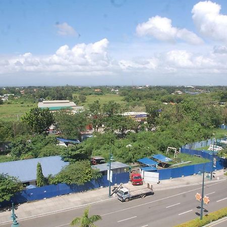 Studio Unit, Homely Condo At One Madison Place Near Iloilo Business Park Ph. Luaran gambar
