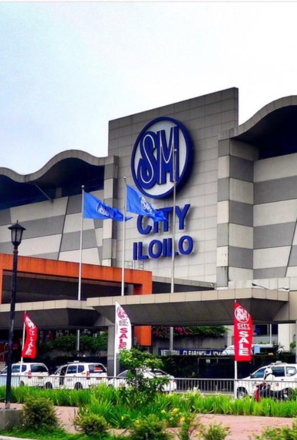 Studio Unit, Homely Condo At One Madison Place Near Iloilo Business Park Ph. Luaran gambar